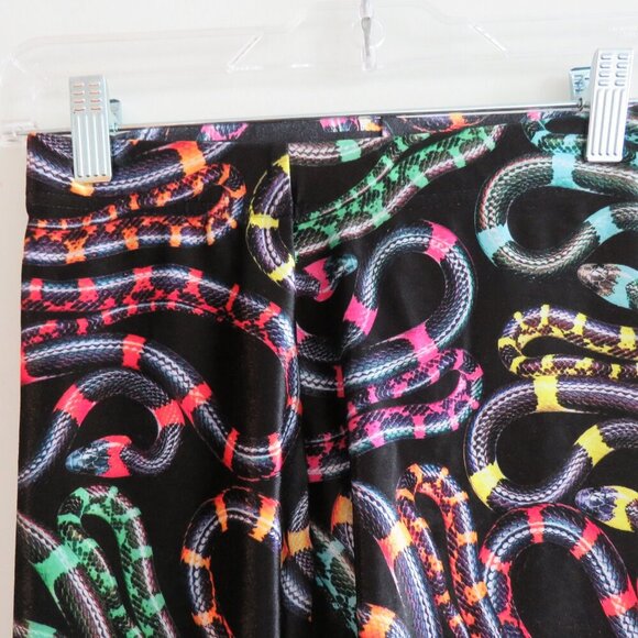 BLACKMILK Velour Velvet Neon Snakes Crop Capri Leggings Goth Punk - Size XS NWT - Picture 4 of 14